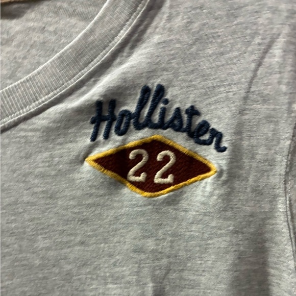 💥Hollister Gray Men's V-Neck T-Shirt L - Picture 6 of 11